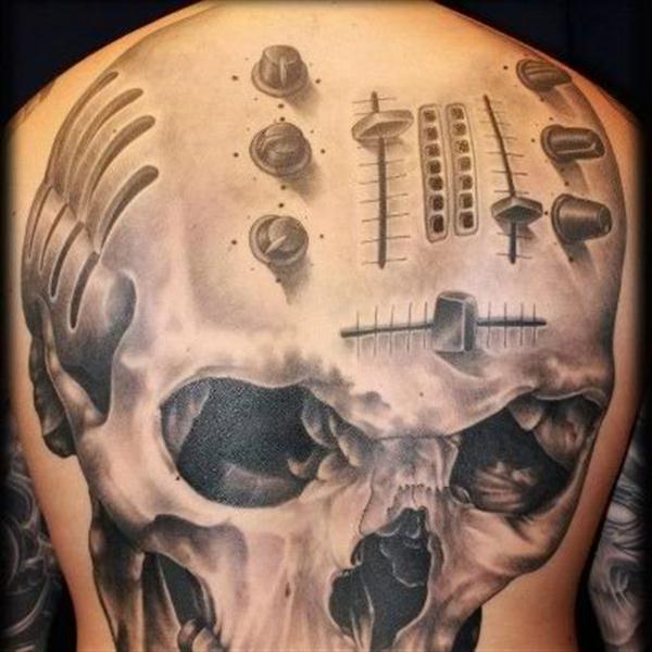 #tattoos for men skull