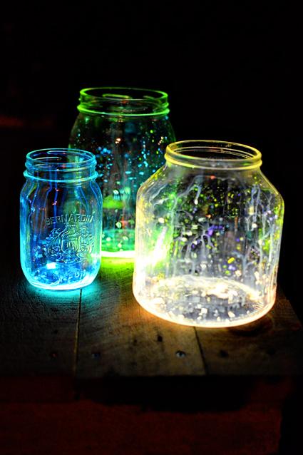DIY Glow Jars Tutorial For each glow jar you will need: a jar two Glow Sticks scissors rubber gloves safety glasses Disclaimer: This is a project meant to be done by an adult – not a child! 