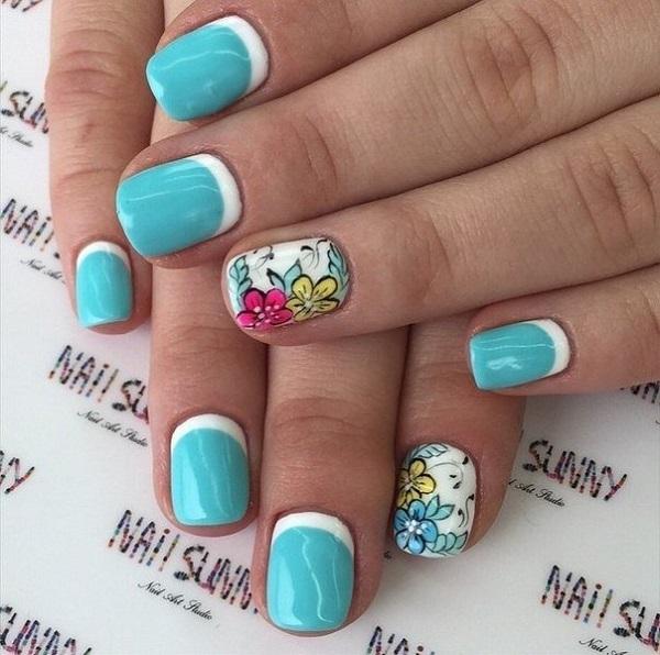 Feel the summer with bright colors no your nails. A wonderful combination of white and blue nail polish is a perfect way to depict the blue ...