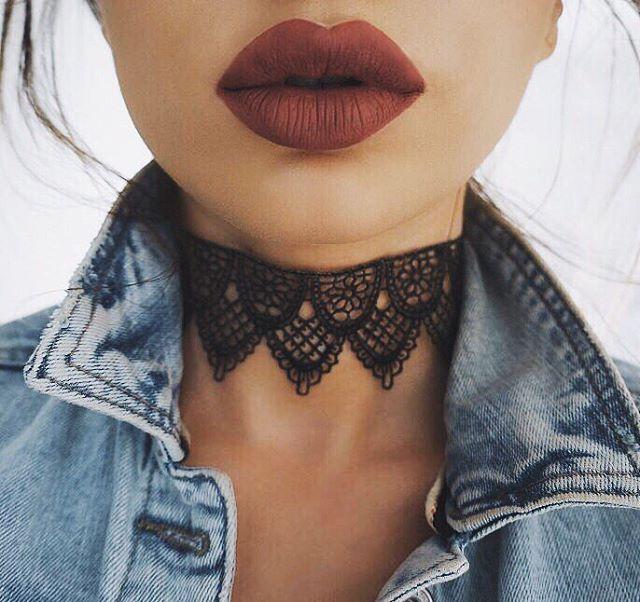  lace, & the perfect lip
