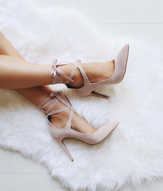  Cute heels
