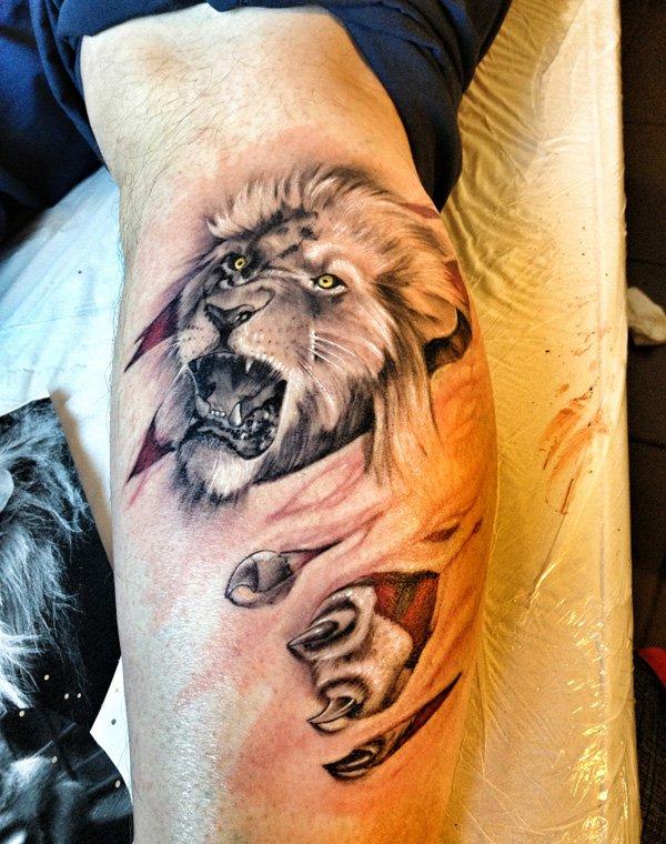 3 3D lion tattoo on leg