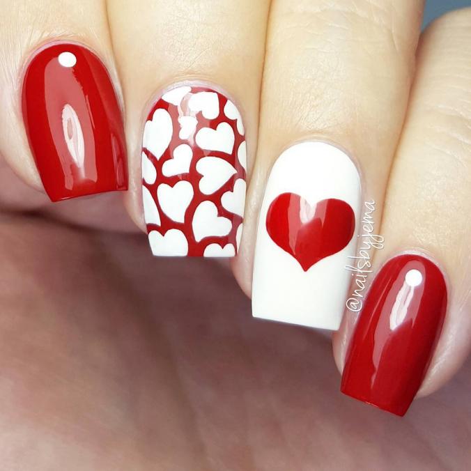  Valentine's Day nails for Day 14
