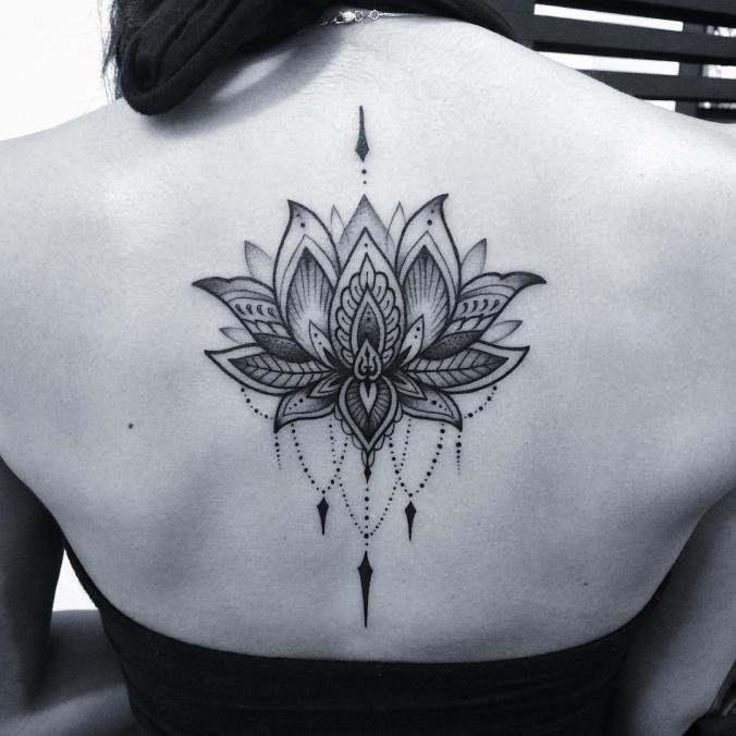  lotus back tattoo