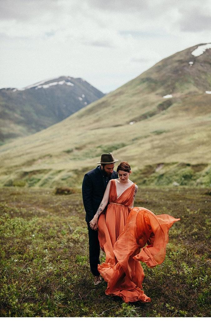 Innige Liebesmomente im weiten Alaska von Cassie Rosch Photography