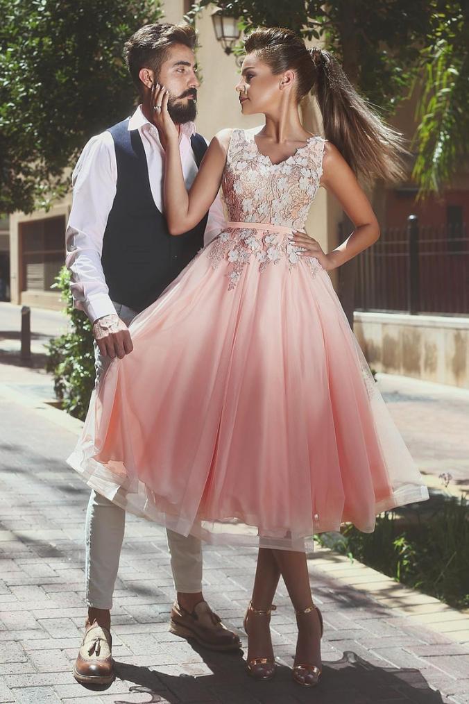 2018 V Neck A Line Prom Dresses Tulle With Applique And Handmade Flower