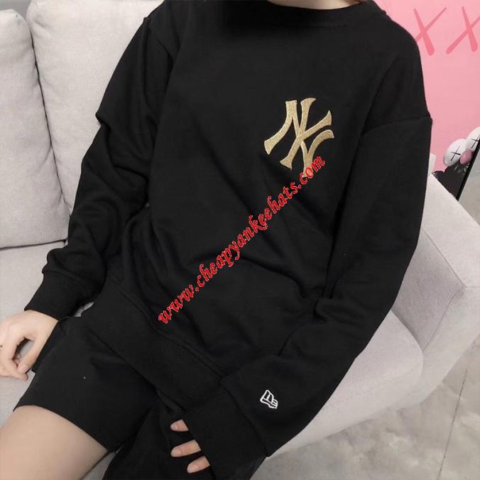 MLB NY Gold Logo Sweatshirt New York Yankees Black