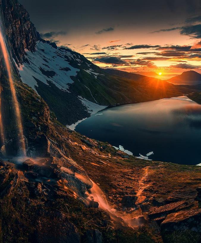 Max Rive on Instagram ：“Summer ☀️