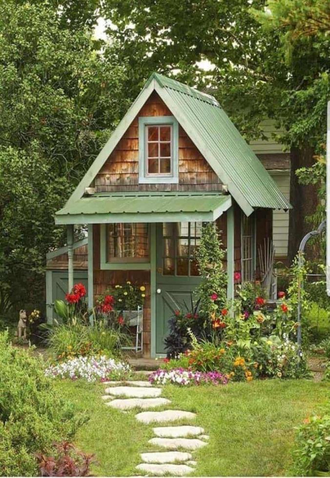 charming garden potting shed