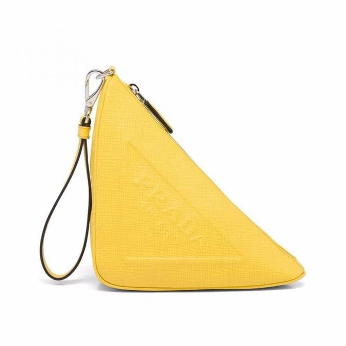 Prada leather triangle pouch yellow プラダ レザー トライアングル ポーチ（イエロー）