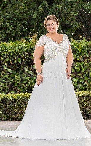 Robe de mariée naturel avec lacets de col en v en dentelle en grandes tailles