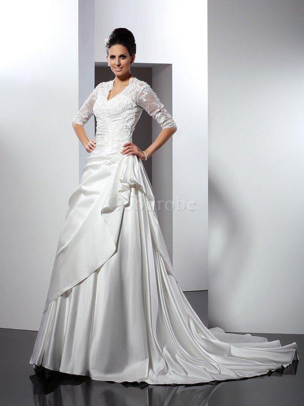 Robe de mariée longue ligne a de tour de ceinture empire en satin