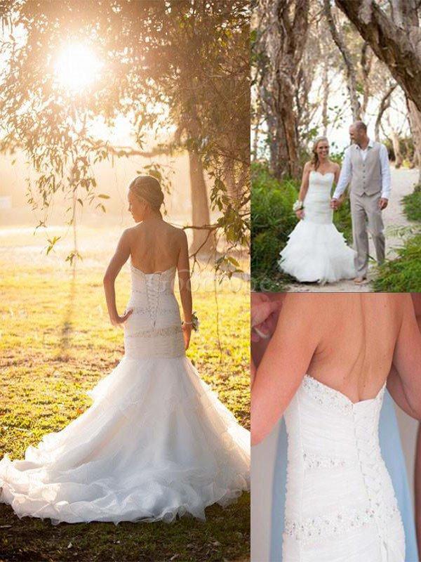 Robe de mariée naturel de traîne moyenne de col en cœur manche nulle en tulle