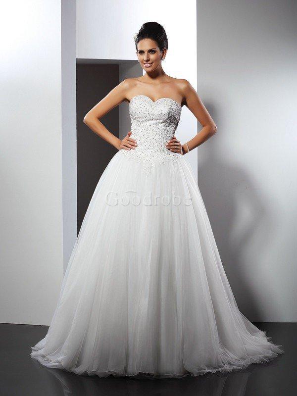 Robe de mariée longue col en forme de cœur de princesse de traîne mi-longue ligne a